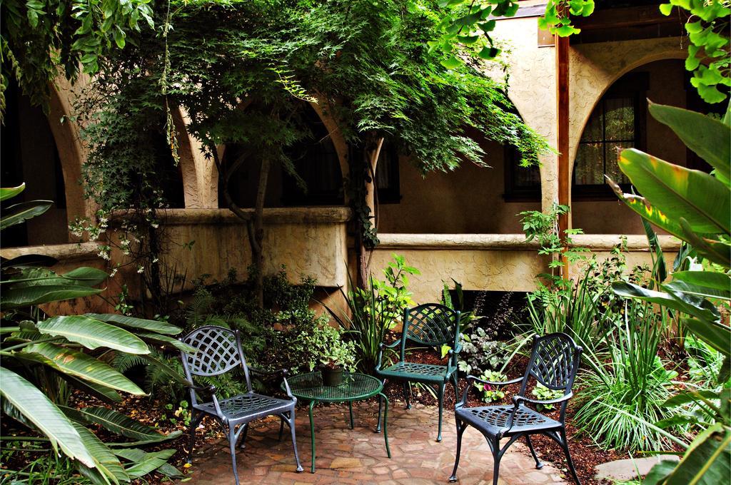 Rancho Caymus Inn Rutherford Exterior photo
